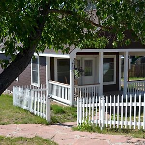 River Rock Cottages